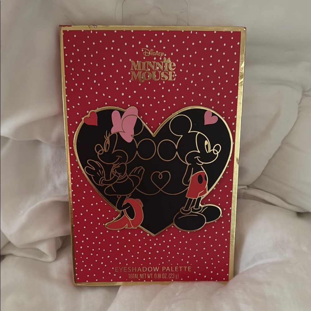 Disney Minnie Mouse Eyeshadow Palette - Red and Black